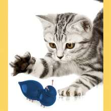 互动式电动逗猫玩具 - 蚂蚁/老鼠造型 - 通过震动吸引宠物，激发其天生的狩猎本能。 - 仅需两节纽扣电池供电，方便快捷，让主人在猫咪运动的同时也能放松身心。 - 彩色 - 查看 7