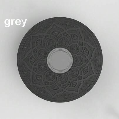 Erleben Sie eine neue Fitness-Dimension mit dem Yoga-Balanceboard. Es wurde entwickelt, um Ihre Stabilität herauszufordern und Ihre Rumpfmuskulatur auf beispiellose Weise zu aktivieren. Dieses multifunktionale Trainingsgerät fügt traditionellen Workouts ein dynamisches Element hinzu, egal ob Sie Yoga-Enthusiast, Fitness-Anfänger oder erfahrener Athlet sind, um die Propriozeption und Körperkontrolle zu verbessern.