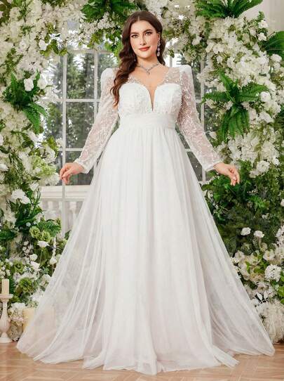 Elasola Fabric Plus Size V-Neck Top Hollow Out Design Lace Embroidery Splicing Tulle White Wedding Dress Evening Gown Dress, White Dress