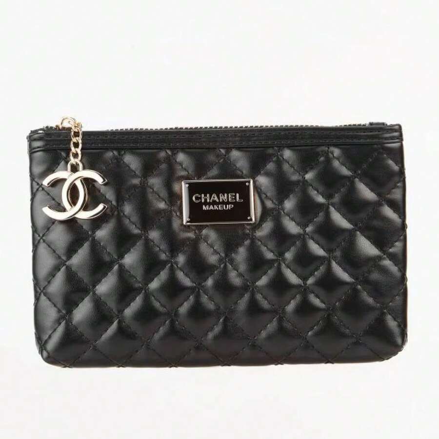 CHANEL Organizador de cuero acolchado negro para artículos de maquillaje esenciales - Negro - Ver 1
