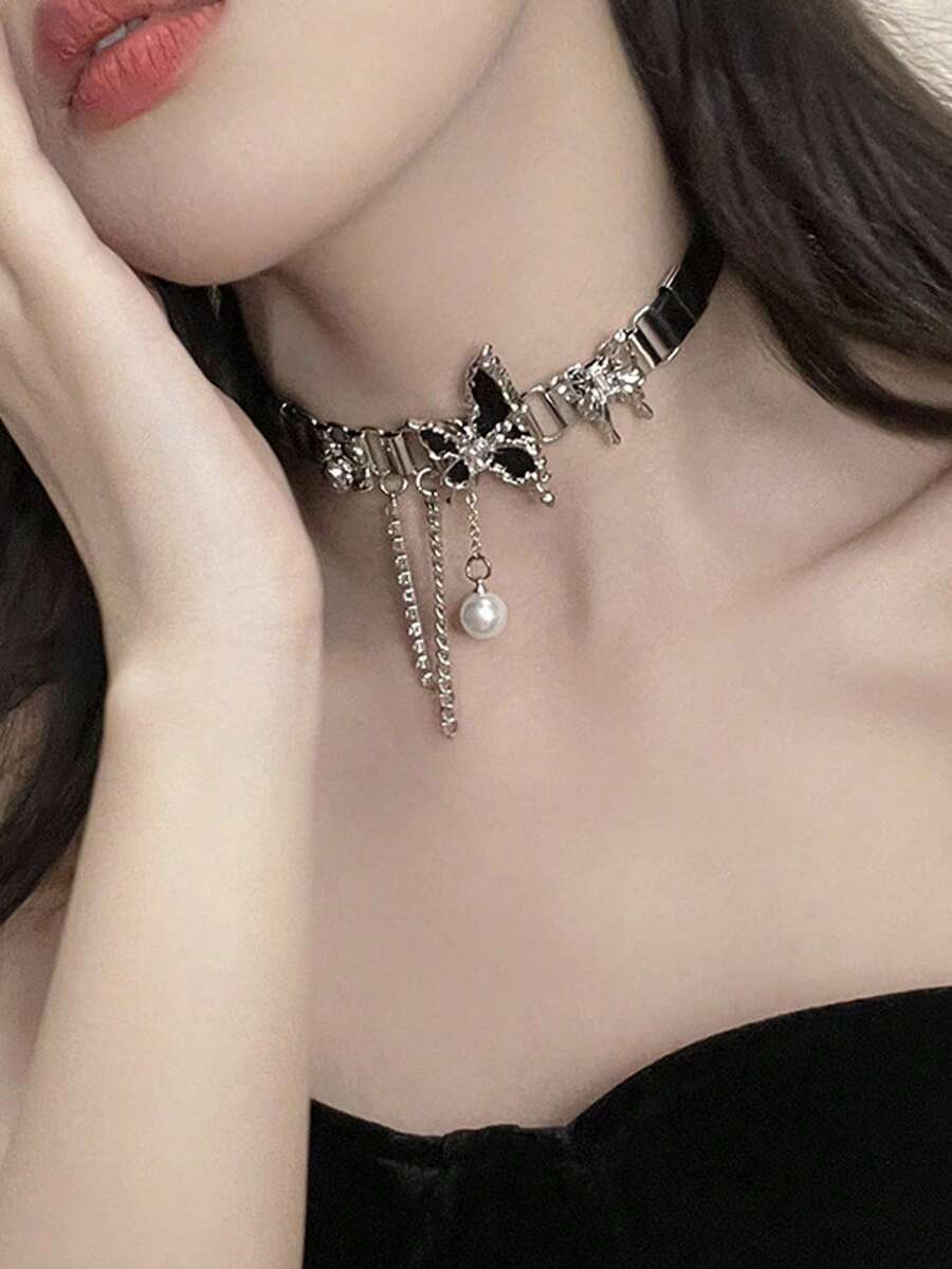 Dark Punk Butterfly Pendant Niche Choker Necklace For Women - Multicolor - View 1