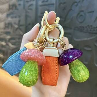 1 st kreativ söt svampnyckelring frukthängande tillbehör delikat bilkedja ring väska hänge lämplig för flickor