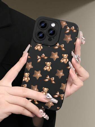 可爱泰迪熊蝴蝶结图案手机壳，时尚流行，个性十足，经典黑色图案设计主题，奢华防震，美观可爱，镜头凸起保护，兼容 17/17Pro/17Pro Max、16、15、14、13、12、11 Plus/Pro Max及系列，以及Galaxy S/A系列，是复活节、生日的理想礼物（送给女朋友、男朋友、朋友或自己）。