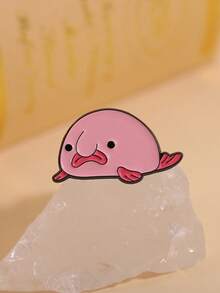 1枚粉色水滴鱼珐琅胸针，可定制水滴鱼胸针、翻领徽章、衣服装饰，趣味海洋动物饰品，送给朋友的礼物