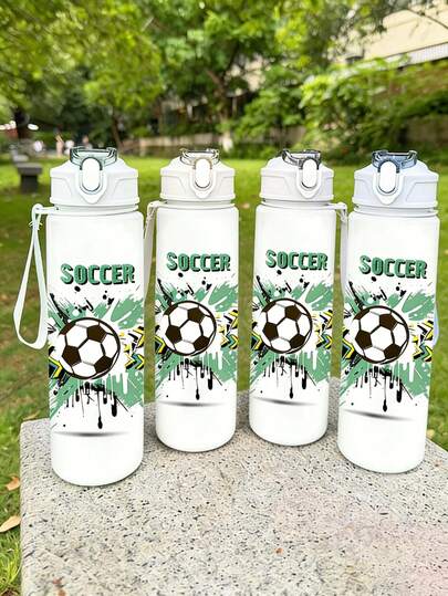 1 bình nước thể thao bằng nhựa 750ml/25oz in hình quả bóng đá, nhẹ và dễ mang theo, thiết kế in dễ thương, nắp bật chống rò rỉ, có thể tái sử dụng, thích hợp cho các hoạt động thể thao ngoài trời, chạy bộ, bóng đá. Quà tặng cho sinh nhật, Giáng sinh, Halloween, Lễ Tạ ơn.