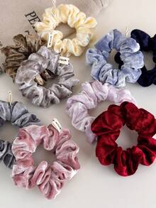 1pc Autumn/Winter Velvet Scrunchie, Elegant Hair Tie, High Elasticity Ponytail Holder, Non-Damaging Hair Rope ,Hair Elastics ,Hair Rubber Bands - Hairband - View 2