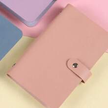 2026年新款纸币收藏册。PU材质，可容纳100张纸币，并带有纸币照片、邮票和银行卡收纳空间。1本A6超大容量现金收纳册。包含50件精选礼品，适合各种节日。