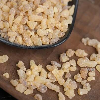 High Purity Natural Frankincense Resin, Multiple Sizes Available (5g-506g) | Premium Grade Granules | Preferred For Church Purification | Essential For Christmas/Eid | Air Purifying + Stress Relief Dual Benefits