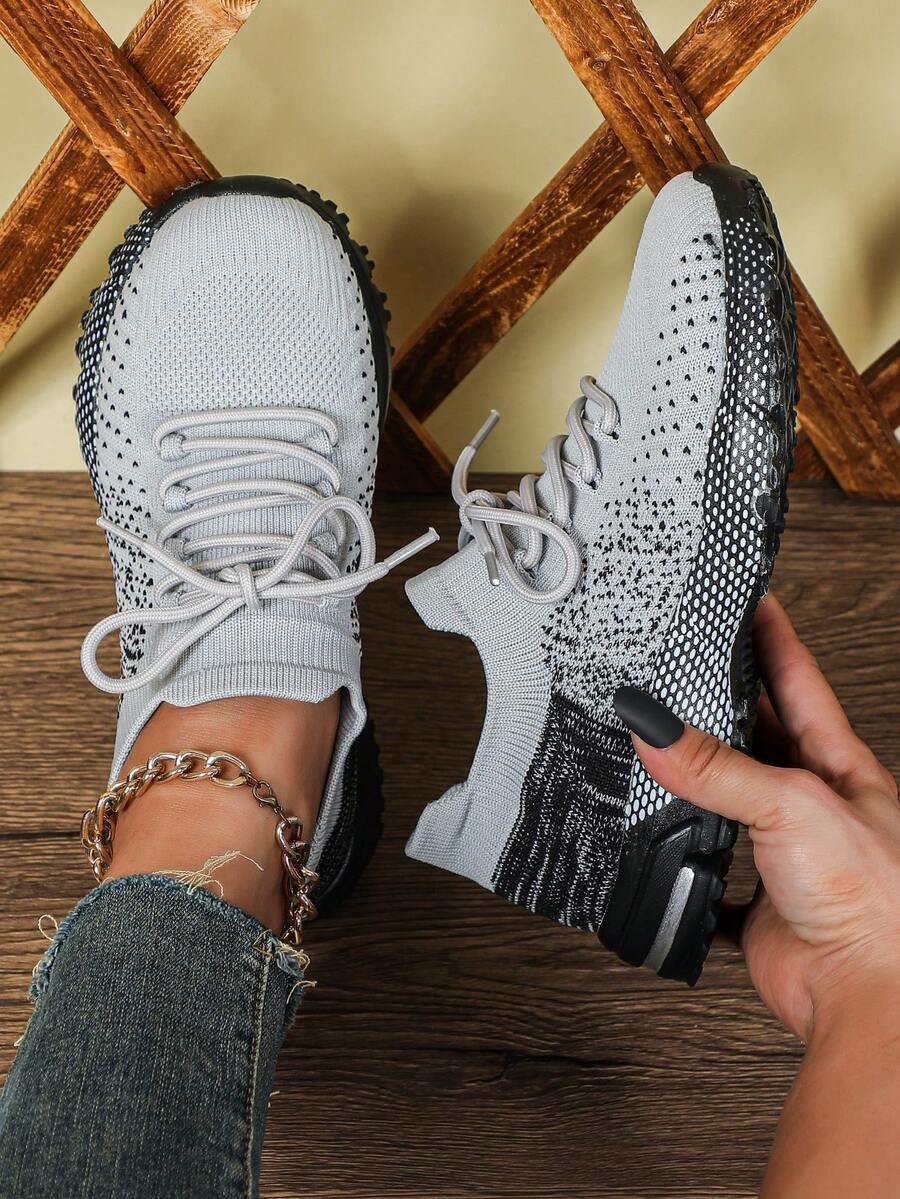 Giày thể thao nữ màu xám mới mùa xuân/hè, cổ thấp, nhẹ, bền, gót thấp, mũi tròn, thoáng khí, thoải mái, buộc dây, phù hợp cho mọi mùa, giày thể thao nữ ngoài trời thường ngày, quà tặng ngày Valentine, giày đi bộ unisex. - màu xám đen - Xem 1