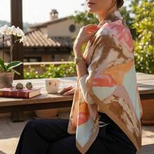 Women's Scarf 90x90 Watercolor | Satin Finish | Elegant And Versatile Print - 金色 - 查看 4