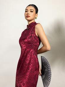 女士无袖立领旗袍连衣裙 - 现代中式正式礼服，适合婚礼、晚宴、公司活动、外交招待会和文化庆典 | 修身剪裁，尽显优雅夏日风情 - 酒紅色 - 查看 6