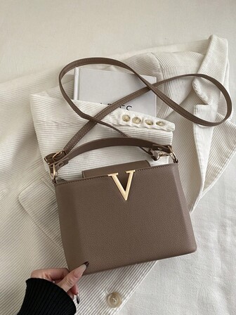 时尚纯色简约金属锁扣装饰防水PU手提包，适合购物、携带，适合年轻女性、大学生、年轻职业女性、上班族女性。完美适用于办公室、学校、工作、商务、通勤、户外活动、旅行和短途旅行。