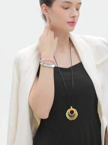 1pc Fashionable Minimalist 7-Layered Asymmetrical Circular Pendant Long Necklace For Women - Yellow Gold - View 2