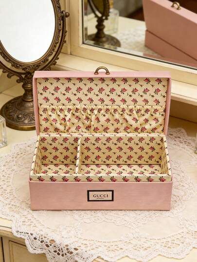 Christian Dior Large Capacity Pink Floral Jewelry Box. Retro Floral Hard Shell Cosmetic Case. Makeup Bag, Rectangular, High-Value, Exquisite Storage Box.