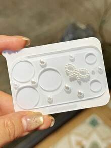 1片可爱3D仿珍珠蝴蝶结透明相机镜头保护膜，兼容 17 Pro Max/17 Pro，半透明镜头保护膜配件，适用于日常、办公室、家庭使用，防水防震防摔防刮花。 - 珍珠蝴蝶結 - 查看 2