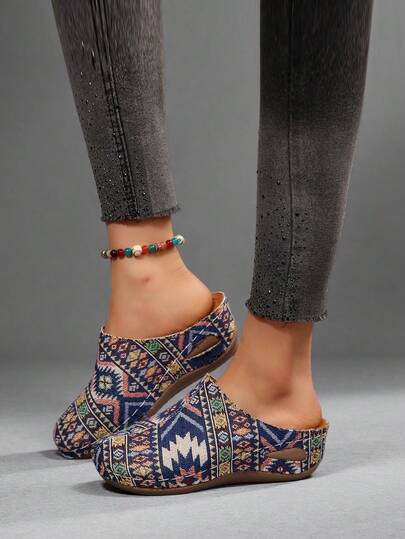 The Bohemian Style Women's Shoes With Wood-Grain Imitation Are Casual And Comfortable To Wear Without Getting Tired