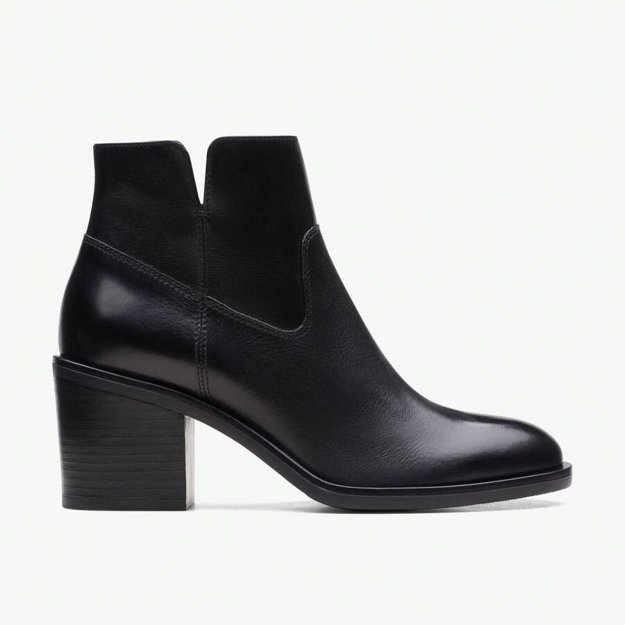 Clarks Valvestino Lo - Black - View 1