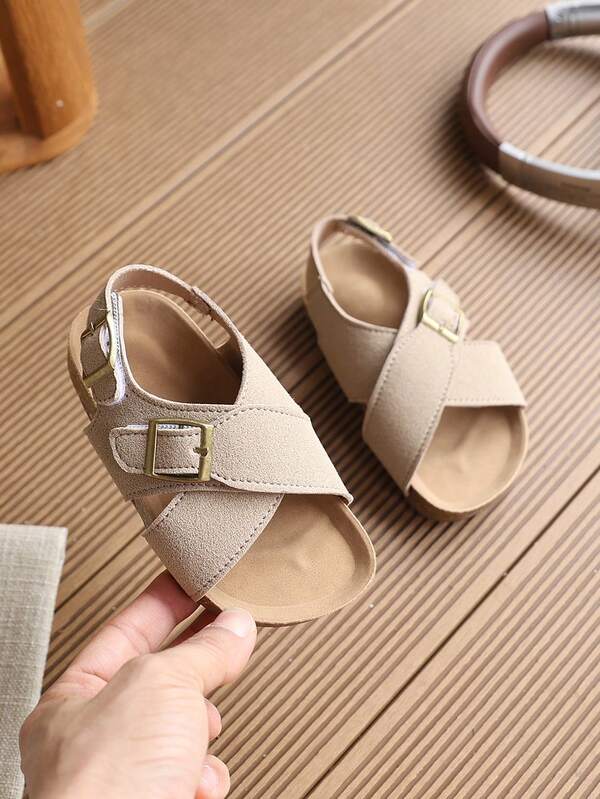 1 par de sandalias para niños con parte superior de PU, suela antideslizante y cierre de gancho y bucle