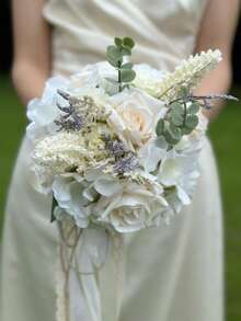 1支白色香槟色人造玫瑰新娘伴娘花束，饰以蕾丝和麻绳，适用于婚礼、派对和教堂等场合。这款优雅浪漫的人造玫瑰是派对装饰、摄影道具的理想之选，也是婚礼、家居装饰、房间装饰、派对回礼、生日、毕业典礼、单身派对等场合的绝佳礼物。 - 彩色 - 查看 3