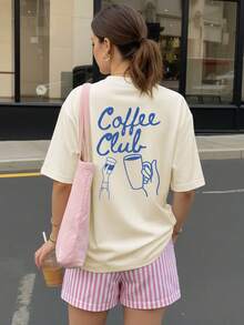 Áo thun nữ tay ngắn dáng rộng in họa tiết Coffee Club, chất liệu mềm mại, thích hợp mặc ngoài trời, họa tiết in, áo thun mùa hè, áo thun nữ, áo kiểu, áo blouse mùa hè, trang phục đi nghỉ mát, phong cách du lịch, phong cách biển, trang phục nghỉ dưỡng tối giản. - Màu be - Xem 3