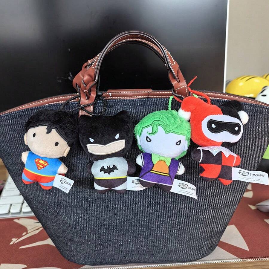 DC Comics 9厘米柔软毛绒钥匙扣 DC正义联盟 蝙蝠侠 超人 哈莉·奎茵 小丑 可爱卡通电影玩偶，创意万圣节圣诞节礼物