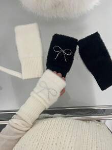 1 Pair Women's Fashion Plush Bow Rhinestone Half Finger Gloves, Versatile Casual Warm Winter Fingerless Gloves For Students, Writing, Office Summer - Multicolor - View 4