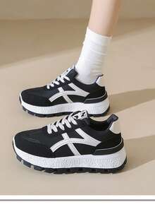2026新款厚底女式运动鞋，学生款，百搭，春秋季，小众，休闲，透气，软底，跑步鞋 - 黑色 - 查看 11