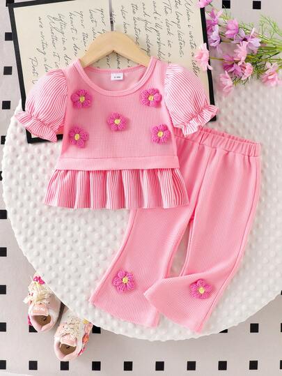 2 piezas Conjunto informal para niña bebé en rosa suave, blusa con mangas de farol a rayas y parches con flor 3D y pantalón casual con volantes y flor 3D