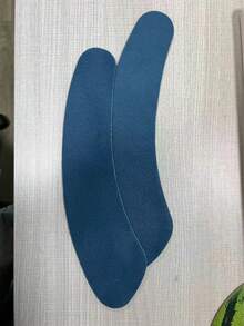 2pcs Self-Adhesive Toilet Seat Covers, Washable And Portable. Designed For Comfort, Hygiene And Ease Of Use. They Can Be Firmly Attached To The Toilet Seat, Forming A Soft And Sanitary Barrier. Reusable And Economical Alternative To Disposable Products.