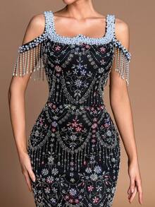 GIFORU 2026 奢华珍珠刺绣美人鱼晚礼服 - 精致手工缝制珍珠方领长款连衣裙，撞色网纱鱼尾裙摆，优雅正式礼服，适合毕业舞会、婚礼宾客、正式晚宴及春季派对等场合。 - 黑色 - 查看 1