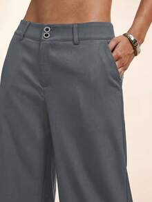 Quần ống đứng nữ, chất liệu polyester, có túi khóa kéo và chi tiết cúc, chất liệu không co giãn. - Màu xám đen - Xem 8
