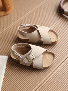 1 par de sandalias para niños con parte superior de PU, suela antideslizante y cierre de gancho y bucle - Camel - Ver 4