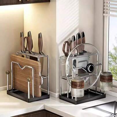 1个带滴水盘的不锈钢刀架，多功能台面厨房收纳架，可用于存放刀具、砧板、锅架，经久耐用且节省空间的厨房收纳设计