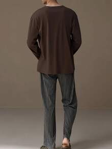 AICJ 2pcs Men Casual Loose Pajama Set, Round Neck Long Sleeve Pullover Top With Pocket, Striped Long Pants, Knit Fabric, Suitable For Home, Party, Travel, Spring/Autumn/Winter - Brown - View 2