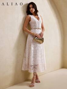 新款女士法式白色无袖V领荷叶边蕾丝镂空刺绣中长连衣裙，修身剪裁，通勤约会皆宜，优雅大方 - 白色 - 查看 5