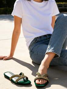 Women's Elegant Luxurious Green And Gold Contrast Rhinestone Chain Decor Green Velvet Material Fashion Comfortable Round Toe Casual Party Flat Mule Sandals