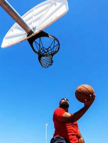 1个标准篮球架网，适用于专业比赛和室内训练，黑色涤纶篮球网