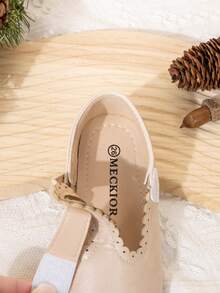 Fashionable Retro Casual Party Soft Bottom Comfortable Mary Jane Dress Shoes For Girls - Beige - View 8