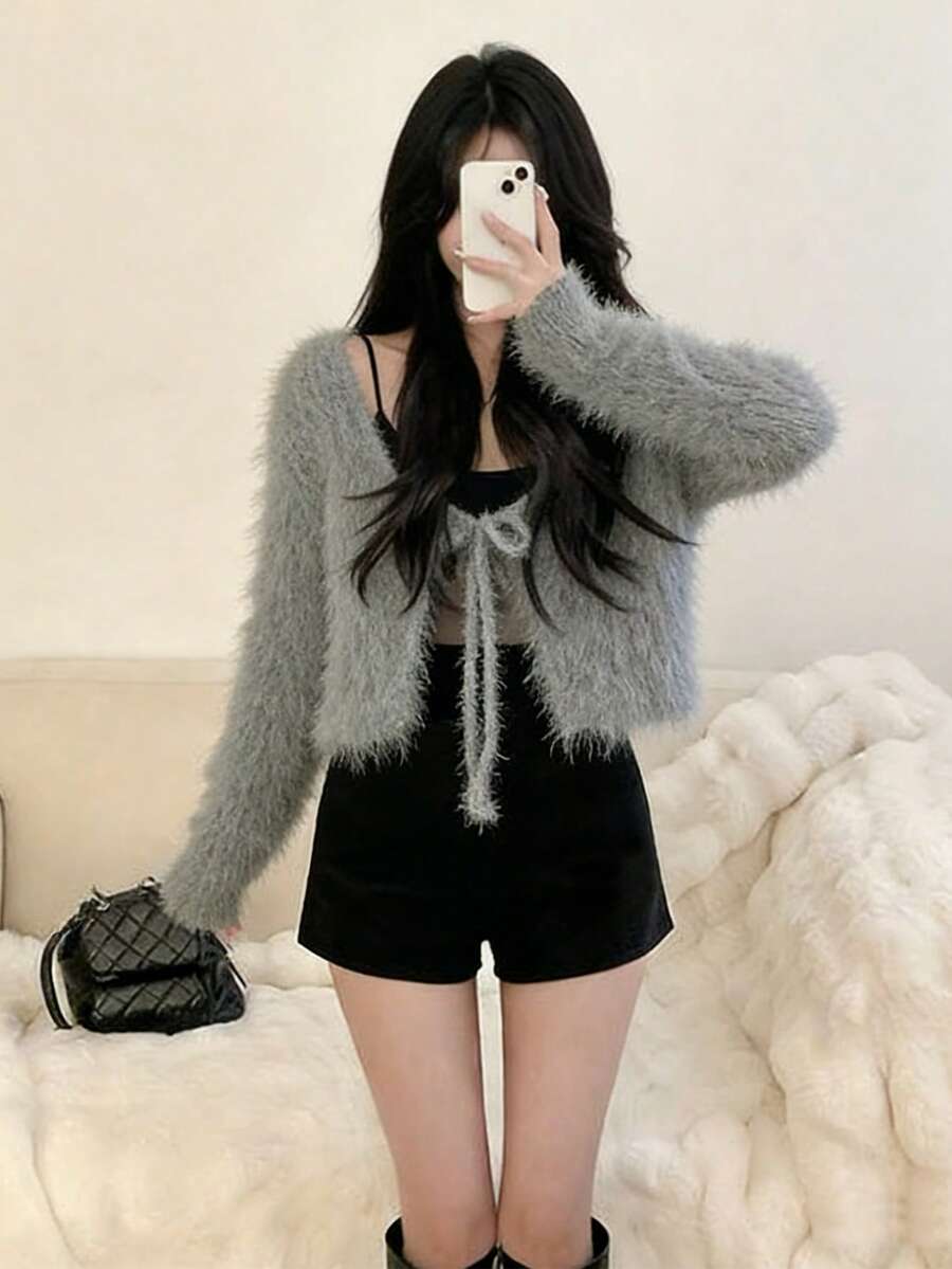 Short Solid Color Pattern Knitted Cardigan For Autumn/Winter - Grey - View 1