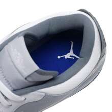 Nike Youth Unisex Low-Top Cushioned Casual Basketball Sneakers - White/Gray - View 9