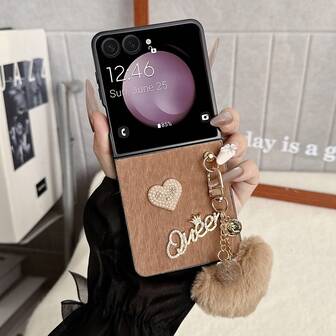 1个PU皮革爱心毛绒手机壳和1个爱心毛绒挂件，适用于三星Galaxy Z Flip 7 7FE 6 5 4 3 5G