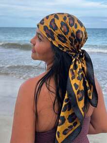 1条粉色极简印花缎面围巾，春季新款时尚配饰围巾，可用作腰带、包包装饰、丝带、头带或围巾，是提升整体造型的理想选择。 - 黑黃色 - 查看 4