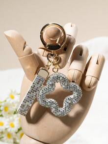 1pc Rhinestone Clover Keychain, Bag Charm Mini Fashionable Backpack Pendant Accessory, Suitable For Backpack Decoration