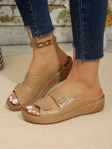 女士平底厚底坡跟凉鞋，时尚设计，休闲穿着的理想之选，夏季必备礼物，百搭鞋履 - 杏色 - 查看 5