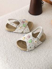 1 Pair Summer Girls Soft Bottom Beach Sandals, Outdoor Children Shoes, New Style Girls Sandals - Beige - View 1