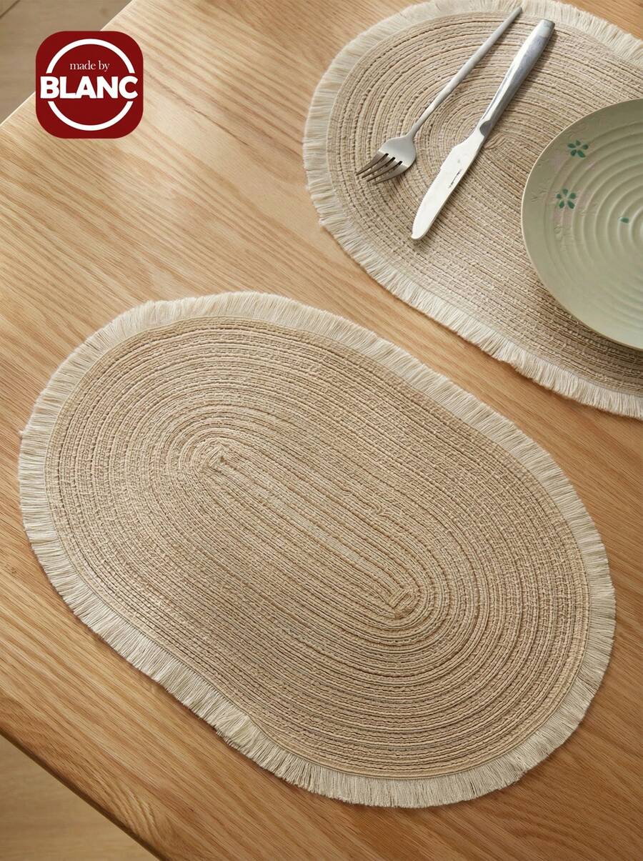 1/2/4/6/8pcs Minimalist Ombre Beige Oval Polyester Placemats