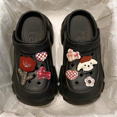 夏季时尚百搭可爱卡通小狗镂空一脚蹬厚底沙滩凉鞋（女款）