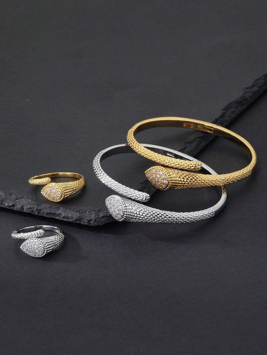 一套两件时尚镶嵌蛇纹蛇身开口戒指和手链套装，适合女性日常佩戴，也适合节日、派对、圣诞节、斋月、礼品交换等场合。 - 鋯鑲靈蛇 - 查看 1