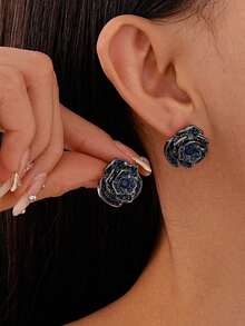 Rose Shaped Metal Earrings, Delicate Craftsmanship, Suitable For Daily Wear, Commute, Party, Outing, Earrings - Picture Color - View 7