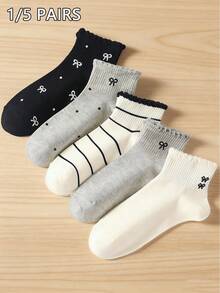 متعدد الألوان